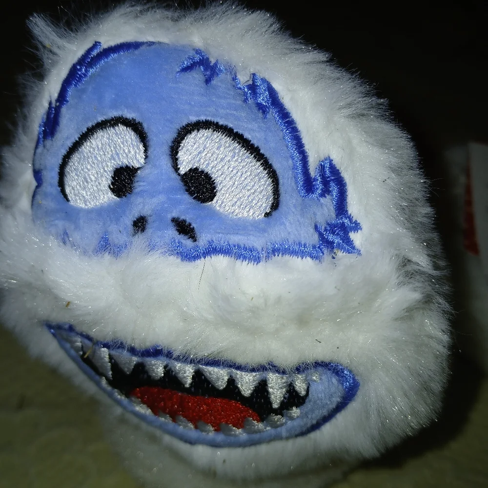 ❄️Fuzzy White Abominable Snowman Slippers Size 4 Rudolph The Red Nosed Reindeer